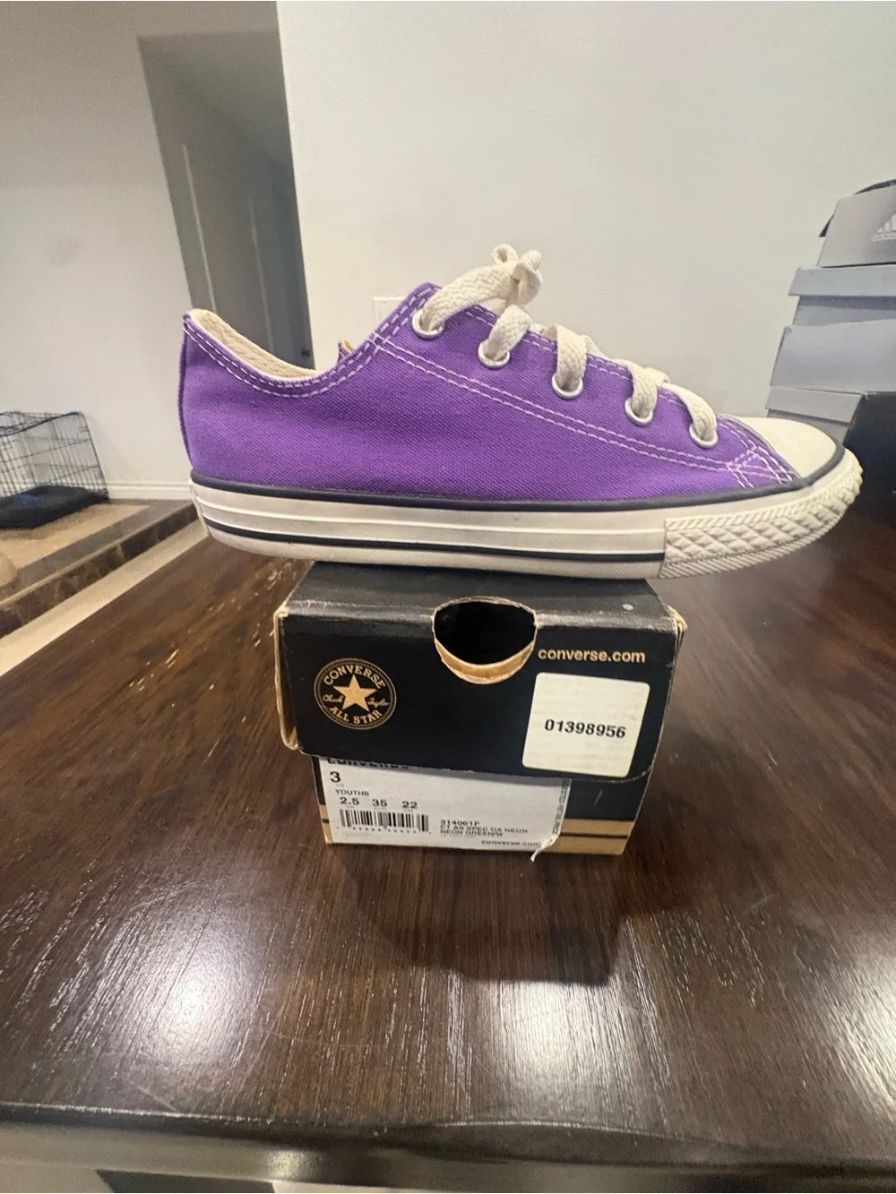 Converse Kids Purple and White Low-Top Canvas Sneakers